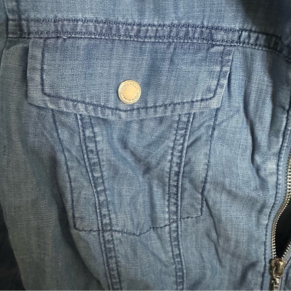 White House Black Market Denim Zip-Front Peplum Jacket Size XLP - Picture 5 of 9